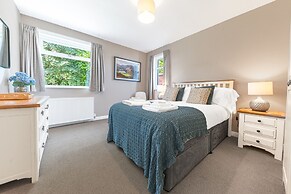 Colt Park Cottage