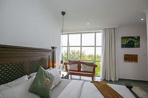 G Great Rift Villas