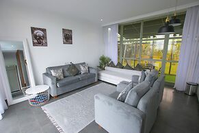 G Great Rift Villas