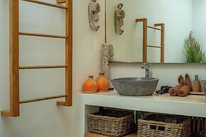 Flores Villa by Betterplace