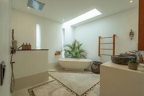 Flores Villa by Betterplace