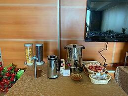 Alenwan Serviced Apartments