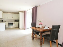 Garden Apartment