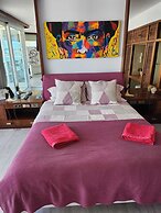 Solo Atico Guest Suites