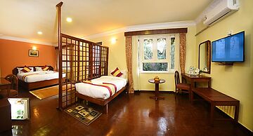 Hotel Nirvana Garden