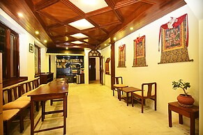Hotel Nirvana Garden
