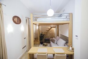 One&Lux Byron Suites
