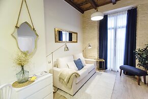 One&Lux Byron Suites
