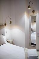 One&Lux Byron Suites