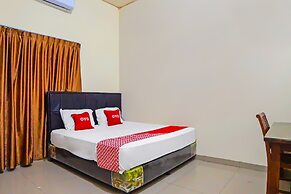 Hotel O Sukowati