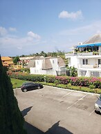 Rush Bond Villa