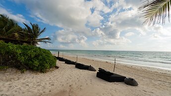 UMi Tulum