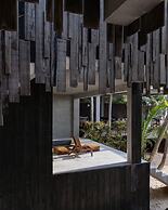 UMi Tulum