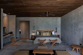 UMi Tulum