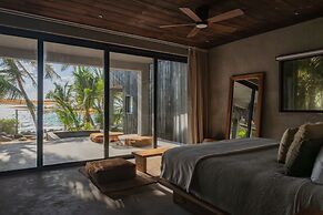 UMi Tulum