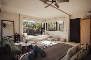UMi Tulum