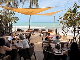 Makao Beach Hotel