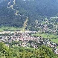 Woodpecker s Chalet in Tem
