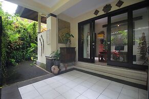 Sari Gong Guest House, A Trishula Collection