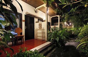 Sari Gong Guest House, A Trishula Collection