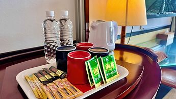 Hundred Days Hotel