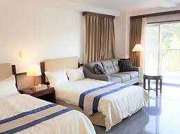 Hundred Days Hotel