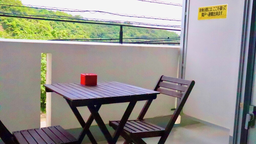 Hundred Days Hotel