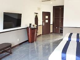 Hundred Days Hotel