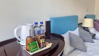 Hundred Days Hotel