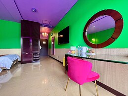 Hundred Days Hotel