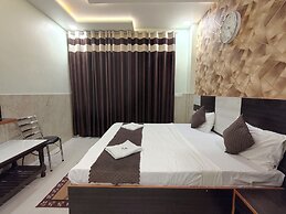Taj Rama Hs