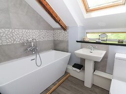 Loft Apartment