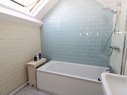 Teal Cottage