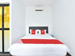 Hotel O Madeena Inn