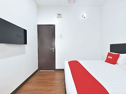 Hotel O Madeena Inn