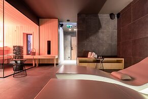 One Two Four Hotel & Spa
