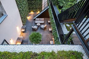 One Two Four Hotel & Spa