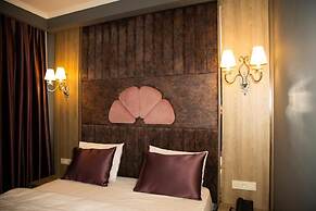 MandarinnART Hotel