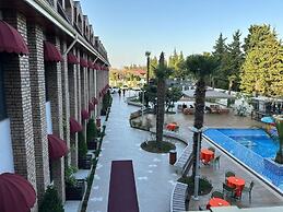 MandarinnART Hotel