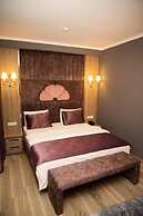 MandarinnART Hotel