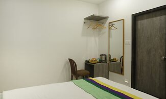 Treebo Urban, 1 Km From Railway Station