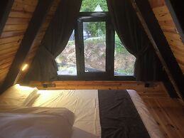 Kalivi Suit Bungalov