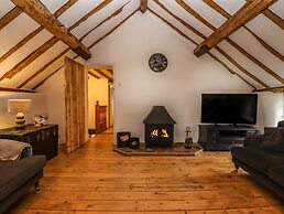 1 Whitehouse Cottages