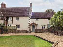 1 Whitehouse Cottages