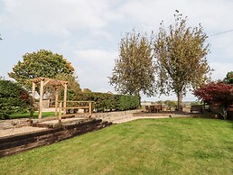 1 Whitehouse Cottages