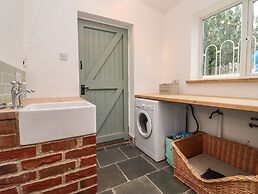 1 Whitehouse Cottages