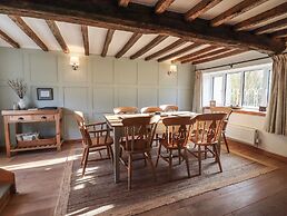 1 Whitehouse Cottages
