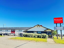 Ramada by Wyndham Dawson Creek