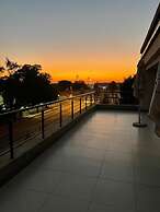 Staybridge Golfview Suites