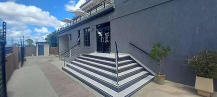 Staybridge Golfview Suites